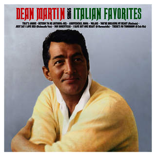 Sings Italian Favorites