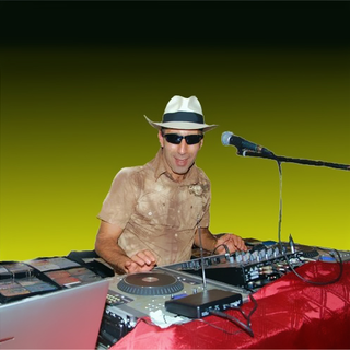 DJ Momo