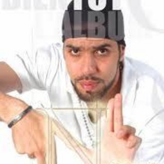 Qassit Snin Feat Loubna