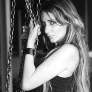 Stephanie Farhat